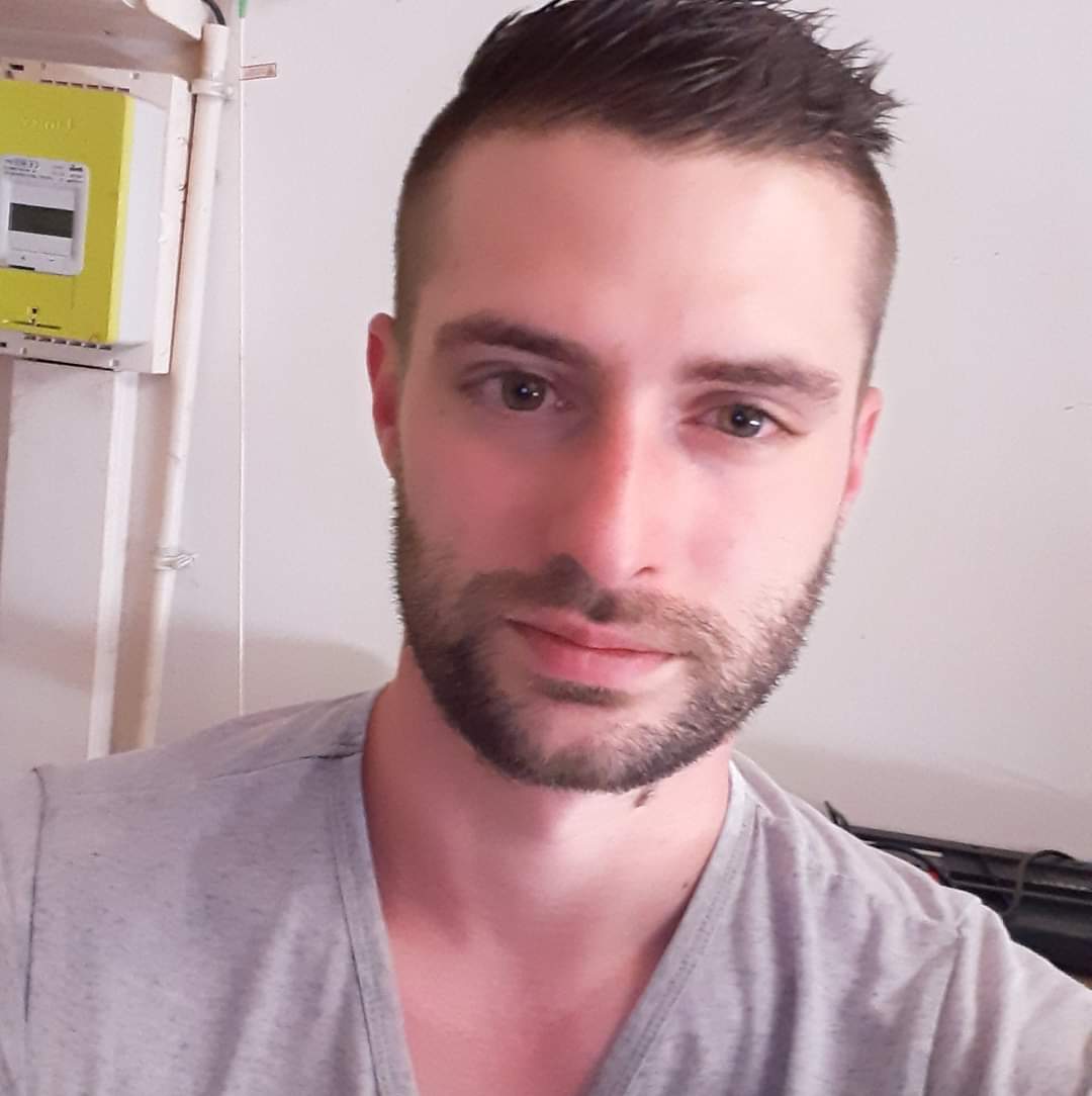 Profil de Silouane, 30 ans, Plan Cul à Habr Umm Khushayb