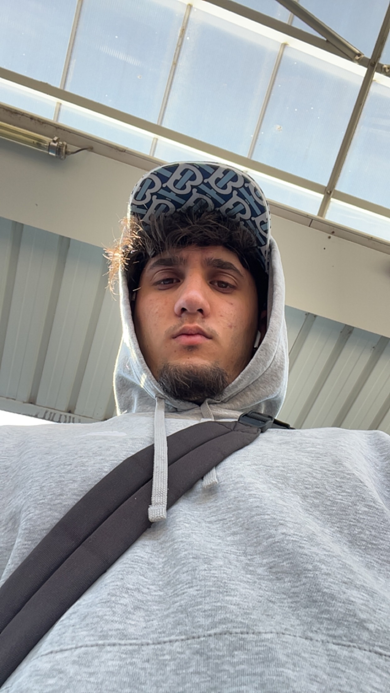 Profil de Alfred, 20 ans, Plan Cul à Ābār Abū ash Shuwayḩī