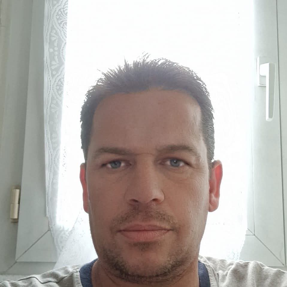 Profil de Yacoub, 51 ans, Plan Cul à Zāwiyat al Amwāt