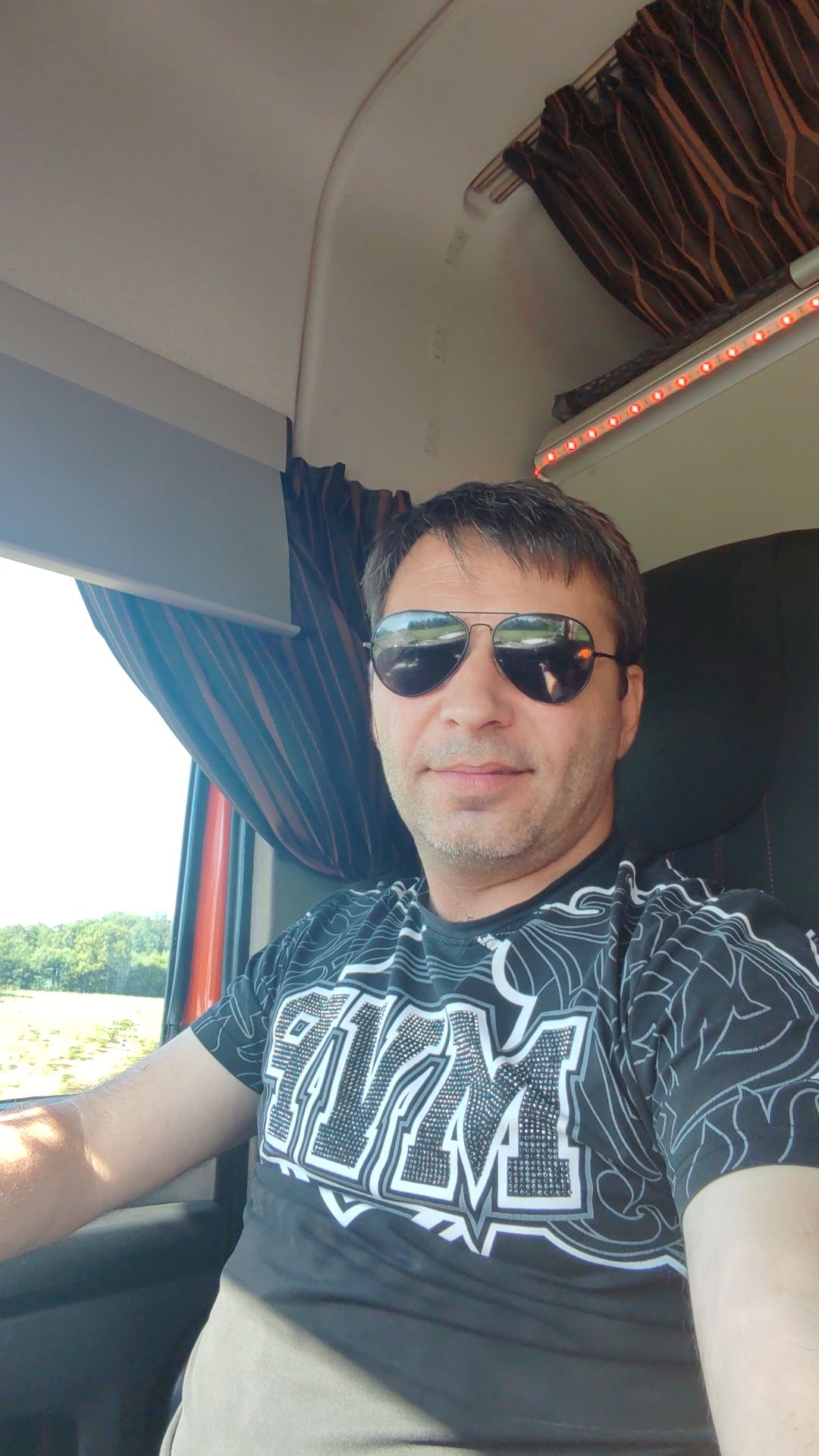 Profil de Alek, 48 ans, Plan Cul à Jabal Umm al Ghīlah