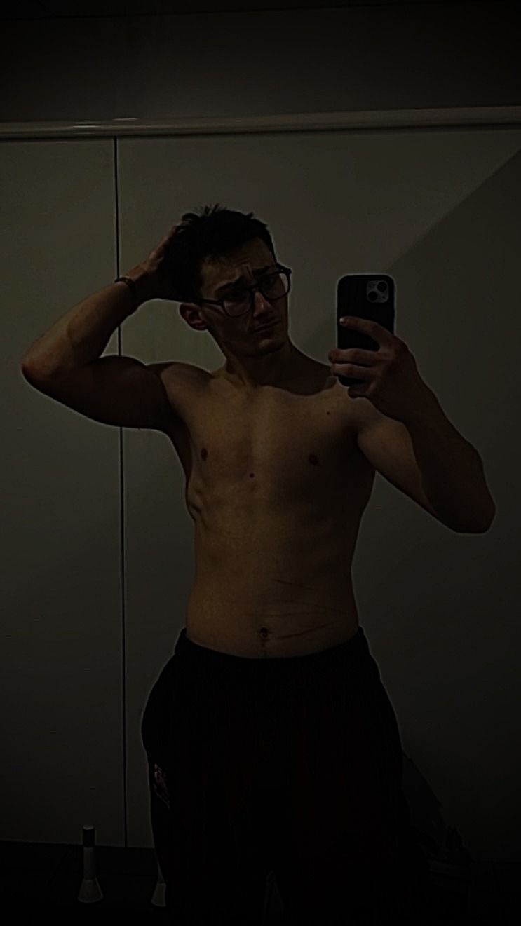 Profil de Ozan, 23 ans, Plan Cul à Jabal Umm Zaytah