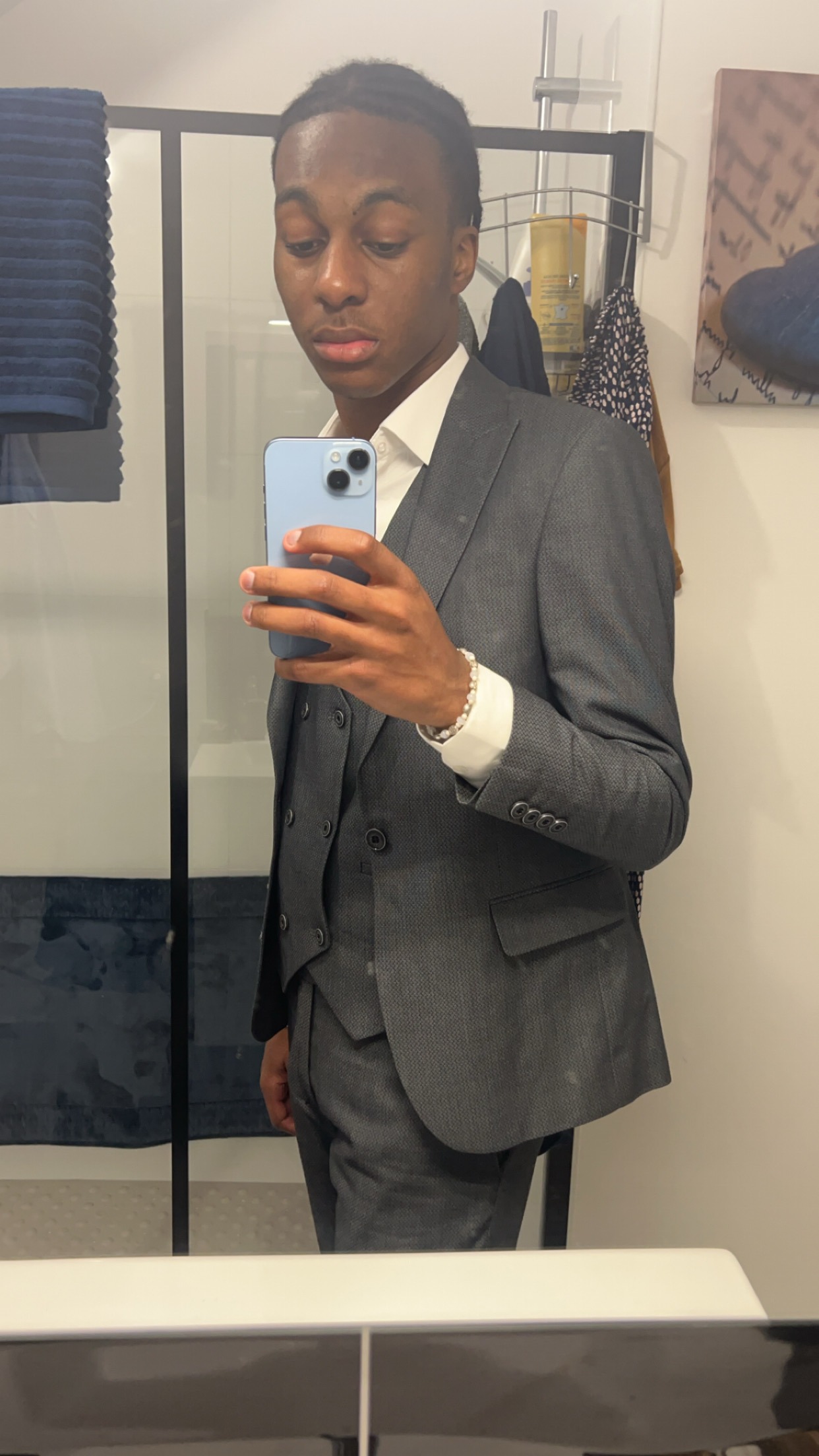 Profil de Riwall, 22 ans, Plan Cul à Ḩawḑ Sūhāj ash Sharqī