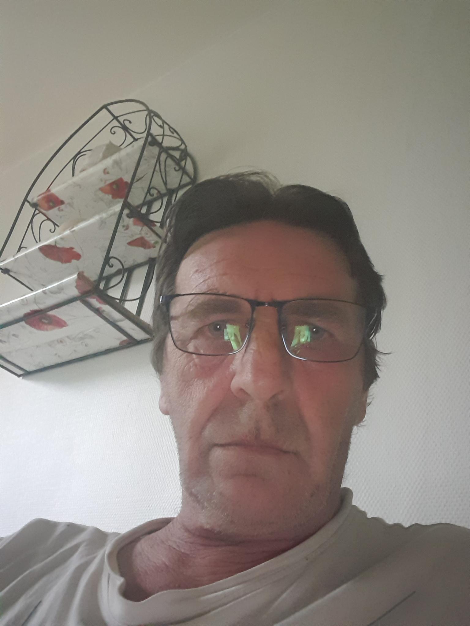 Profil de Ivrin, 54 ans, Plan Cul à Savoy Hotel