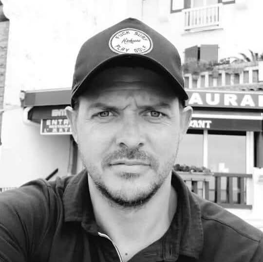 Profil de Santos, 45 ans, Plan Cul à Wādī Umm Atlah