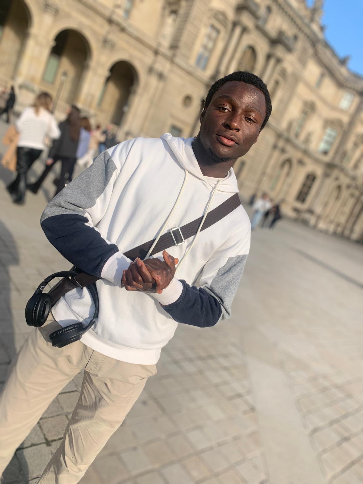 Profil de Wylan, 21 ans, Plan Cul à Markaz Sumusţā al Waqf