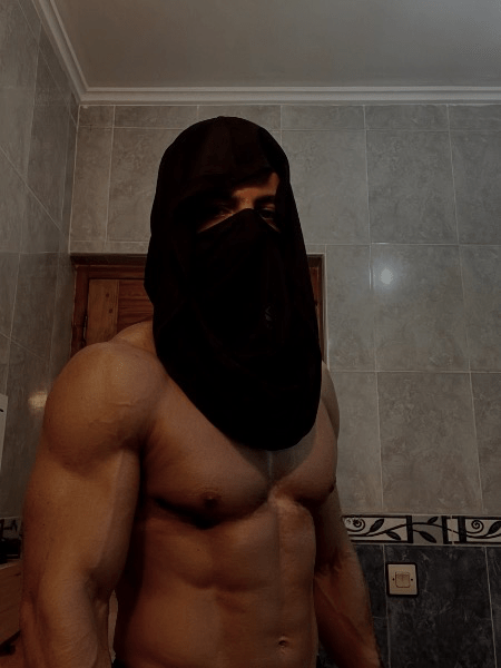 Profil de Irchad, 21 ans, Plan Cul à Markaz Itaşālāt Hadā’iq Shubrā