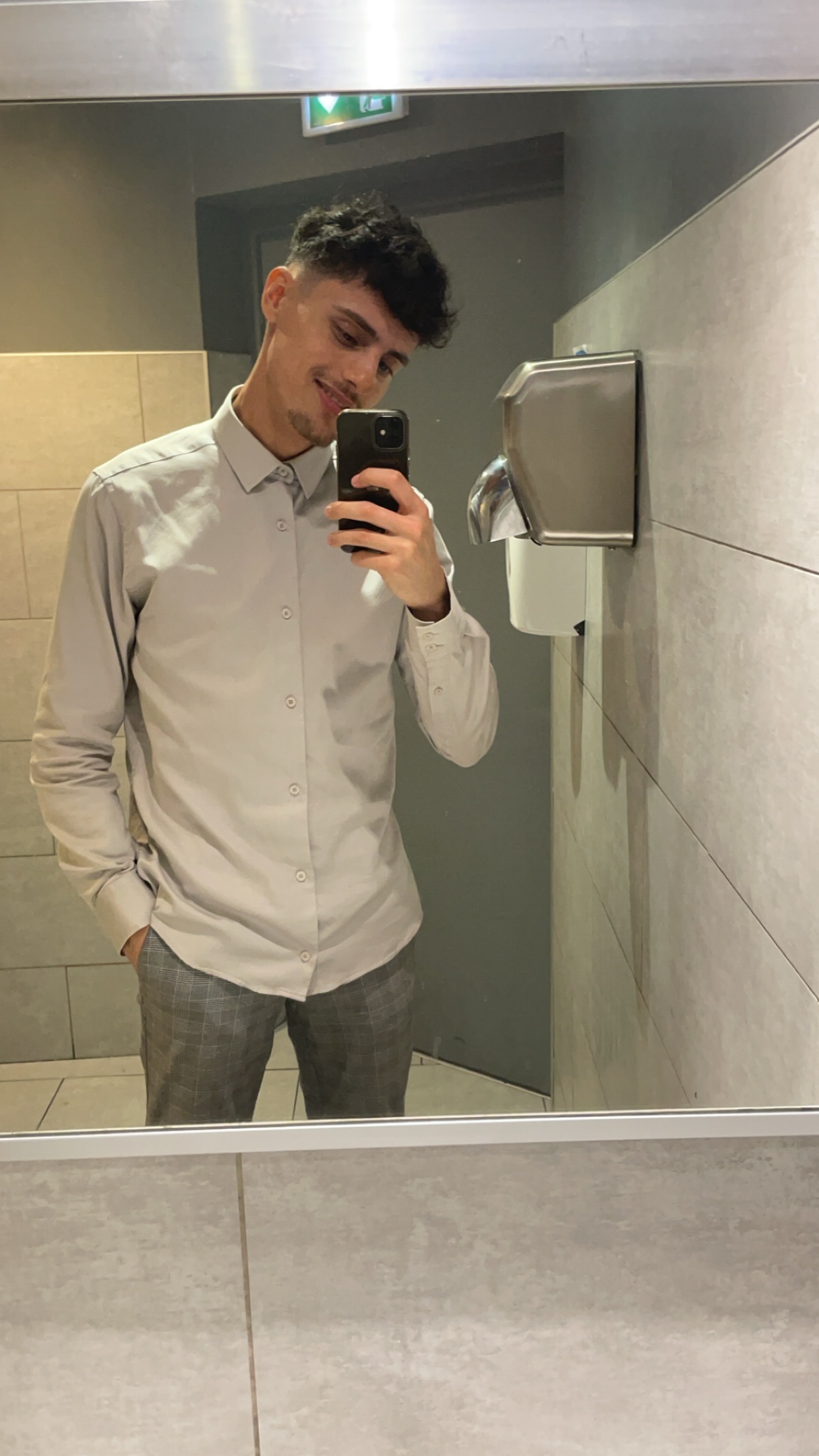 Profil de Agustin, 26 ans, Plan Cul à Masjid ‘Umar Bin al Khaţţāb