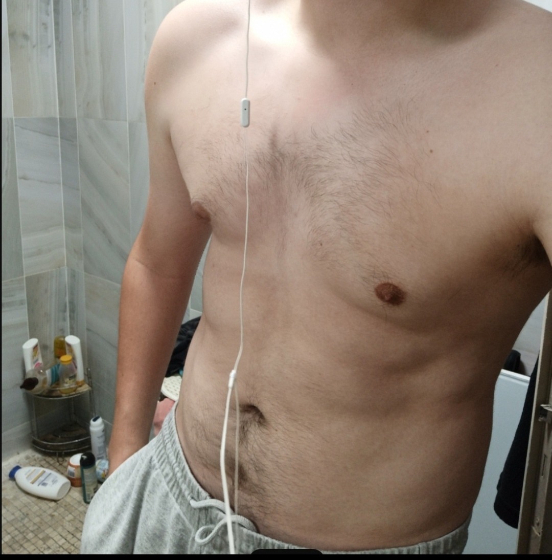 Profil de Francescu, 23 ans, Plan Cul à ‘Izbat al Ḩājjah Ḑūwah
