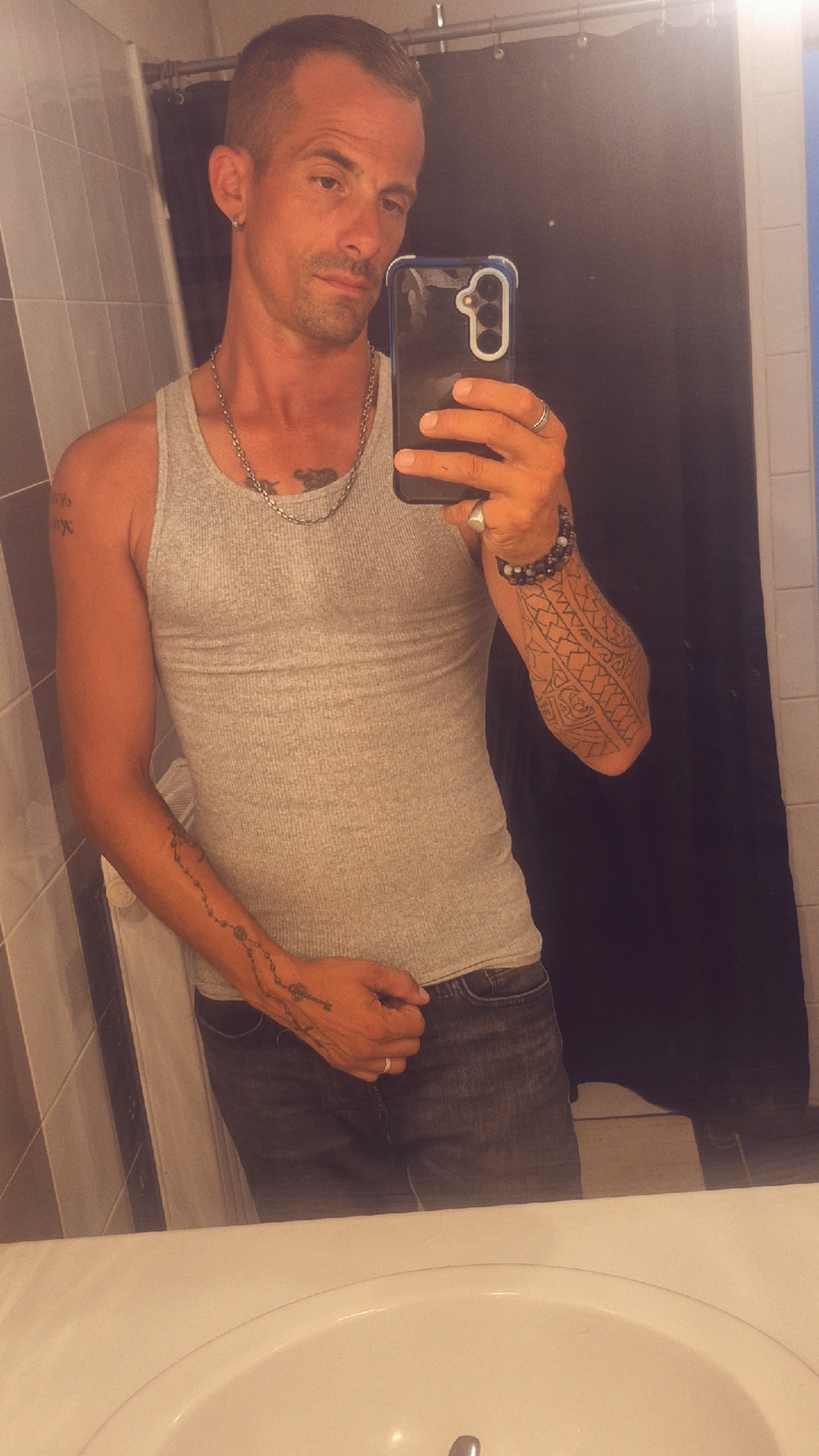 Profil de Rédouane, 36 ans, Plan Cul à Khawr as Salām