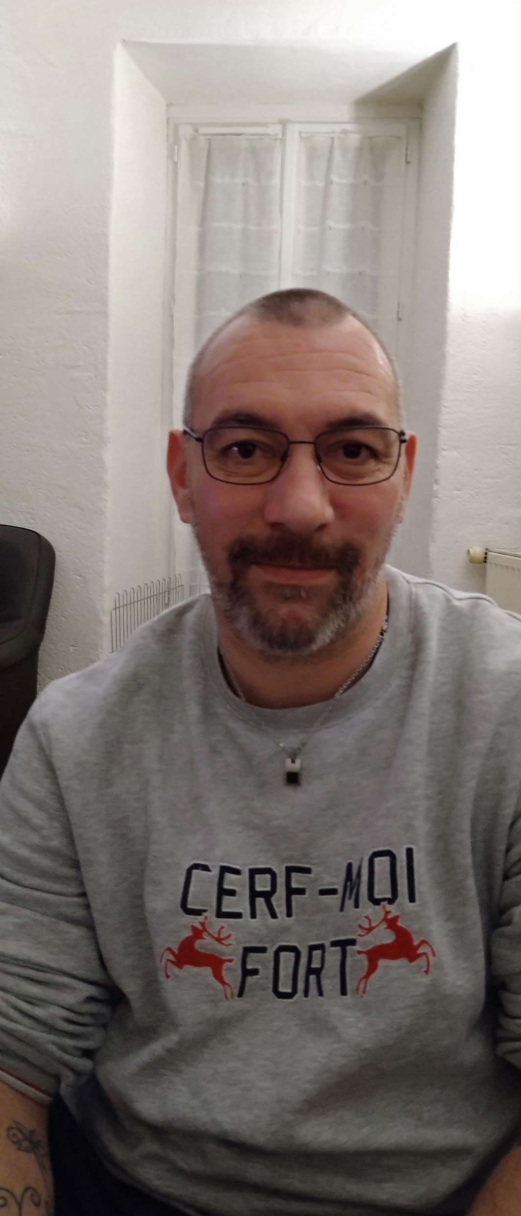 Profil de Agathon, 45 ans, Plan Cul à Markaz Shabāb Shubrā