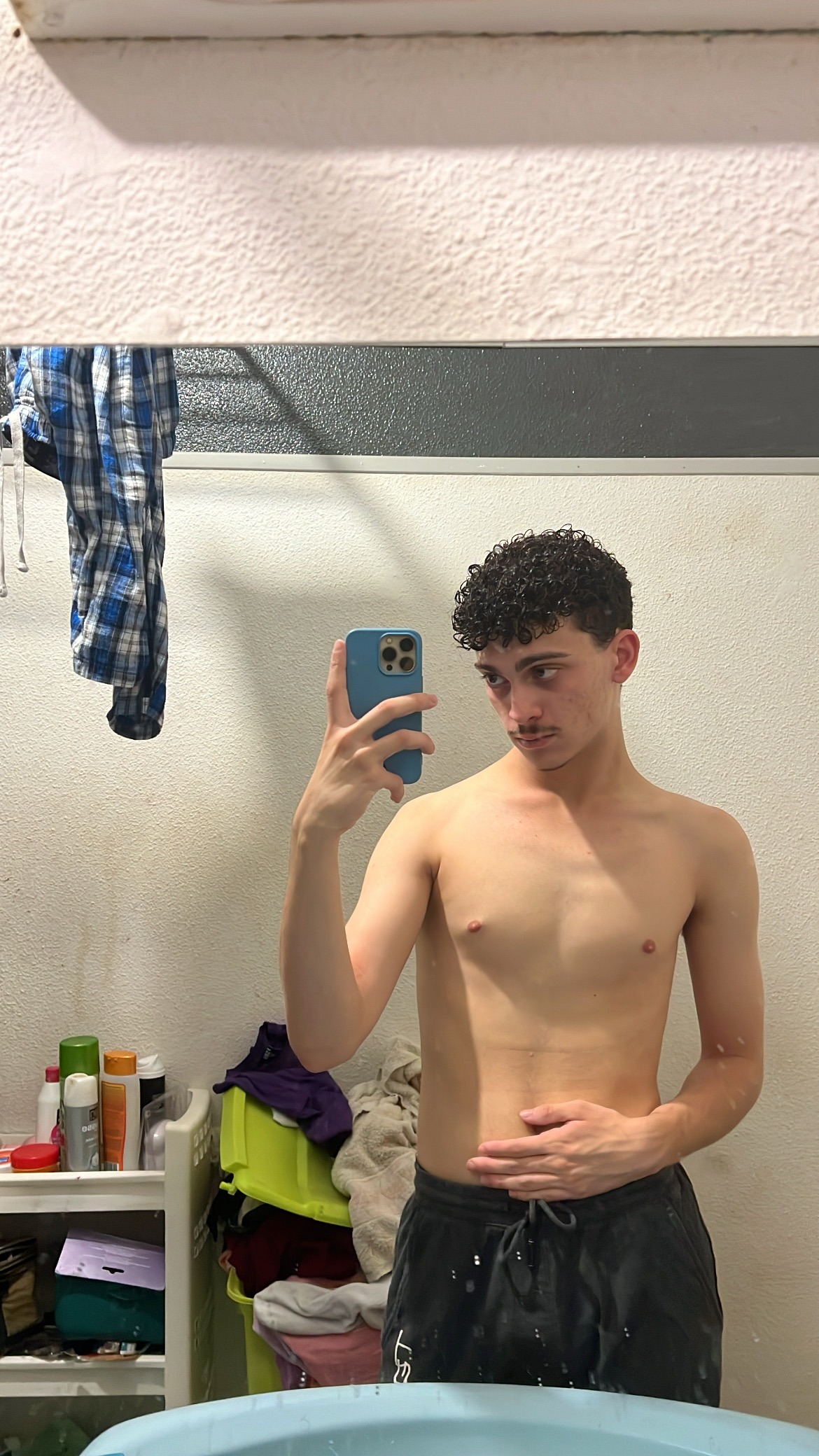 Profil de Yahn, 20 ans, Plan Cul à Wādī al Abād