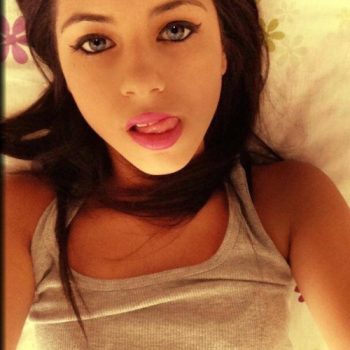 Profil de Nelcia, 27 ans, Plan Cul à Kafr Mīt al ‘Absī