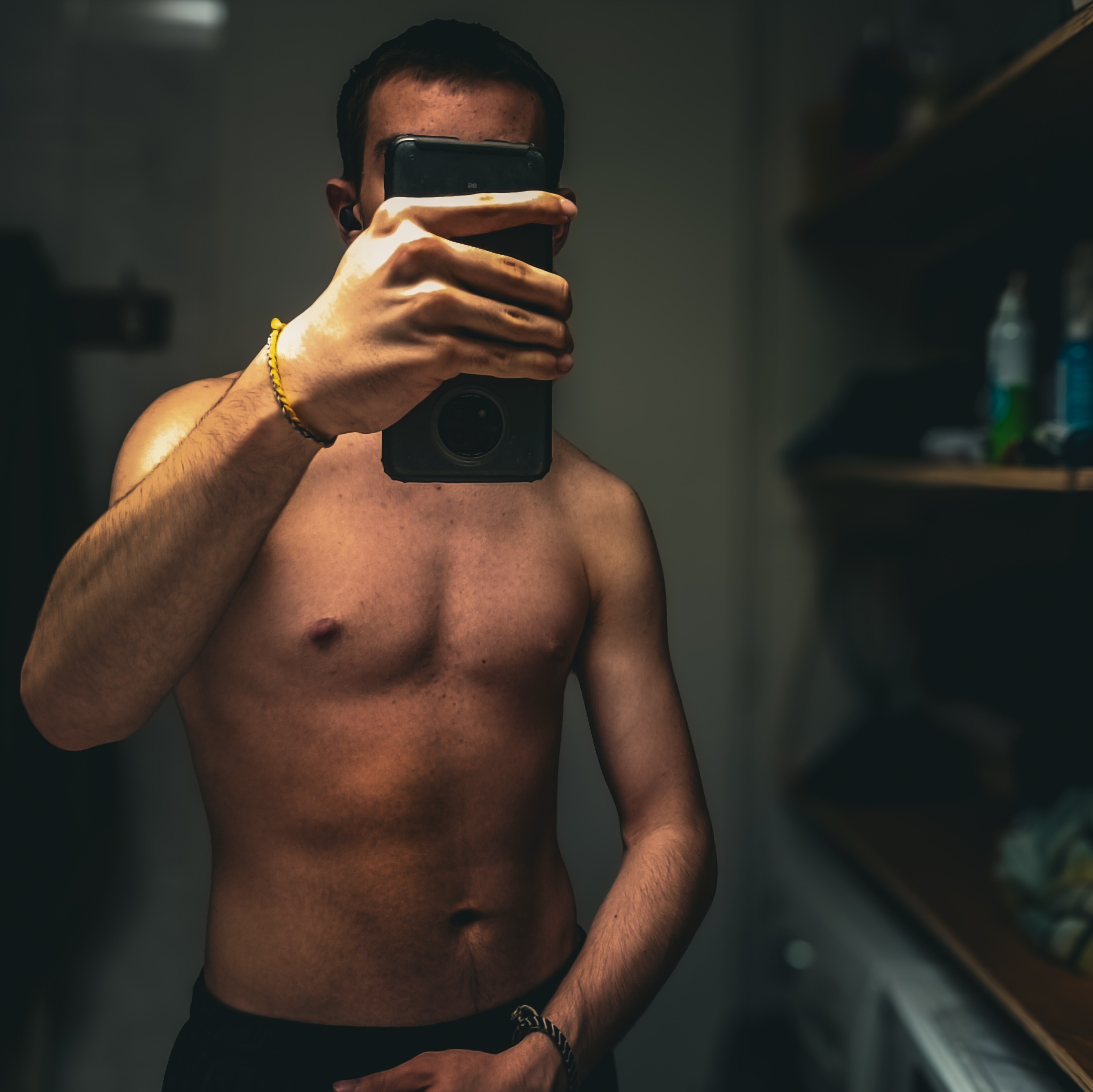 Profil de Andry, 19 ans, Plan Cul à Sīdī Sulaymān