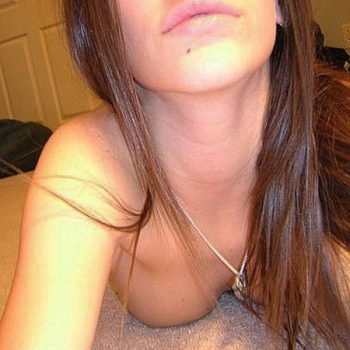 Profil de Keziah, 29 ans, Plan Cul à ‘Izbat ‘Alī ad Dālī