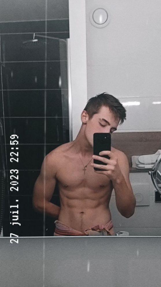 Profil de Marjan, 21 ans, Plan Cul à Sīdī al Bāligh